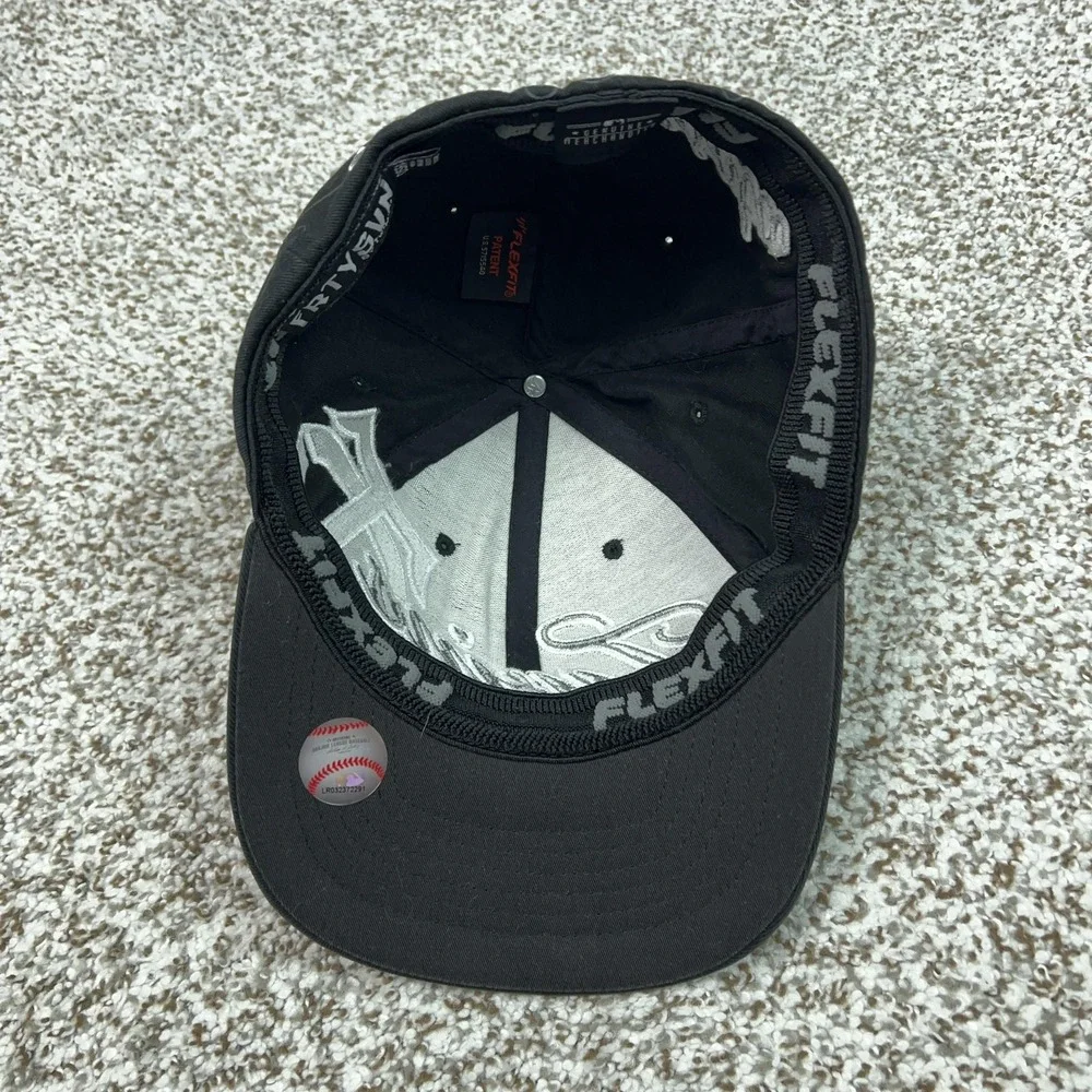 Minnesota Twins Hat Cap Flex Mens One Size Black Gray MLB Baseball Script‎ Sport